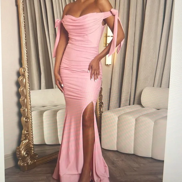 fashion nova pink silk dress Vestido Clara Sequin Satin - Rosa